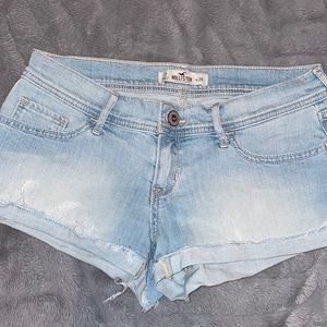Hollister jean shorts. Size 3